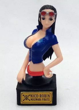ONE PIECE ニコ・ロビン 樹脂 彫刻 フィギュア Amazon.co.jp: ニコ・ロビン （ワンピース DXF THE GRANDLINE