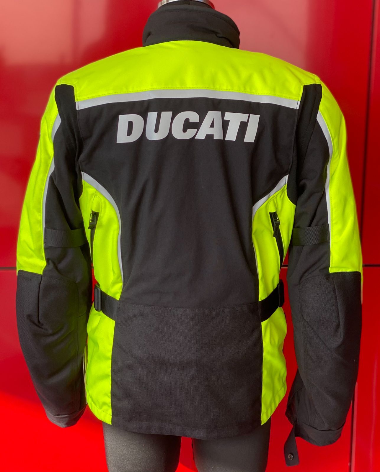 ドゥカティ メンズ