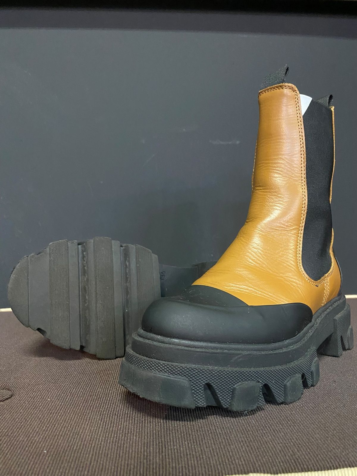 GANNI GANNI チャンキーソール サイドゴアブーツ チャンキーソール