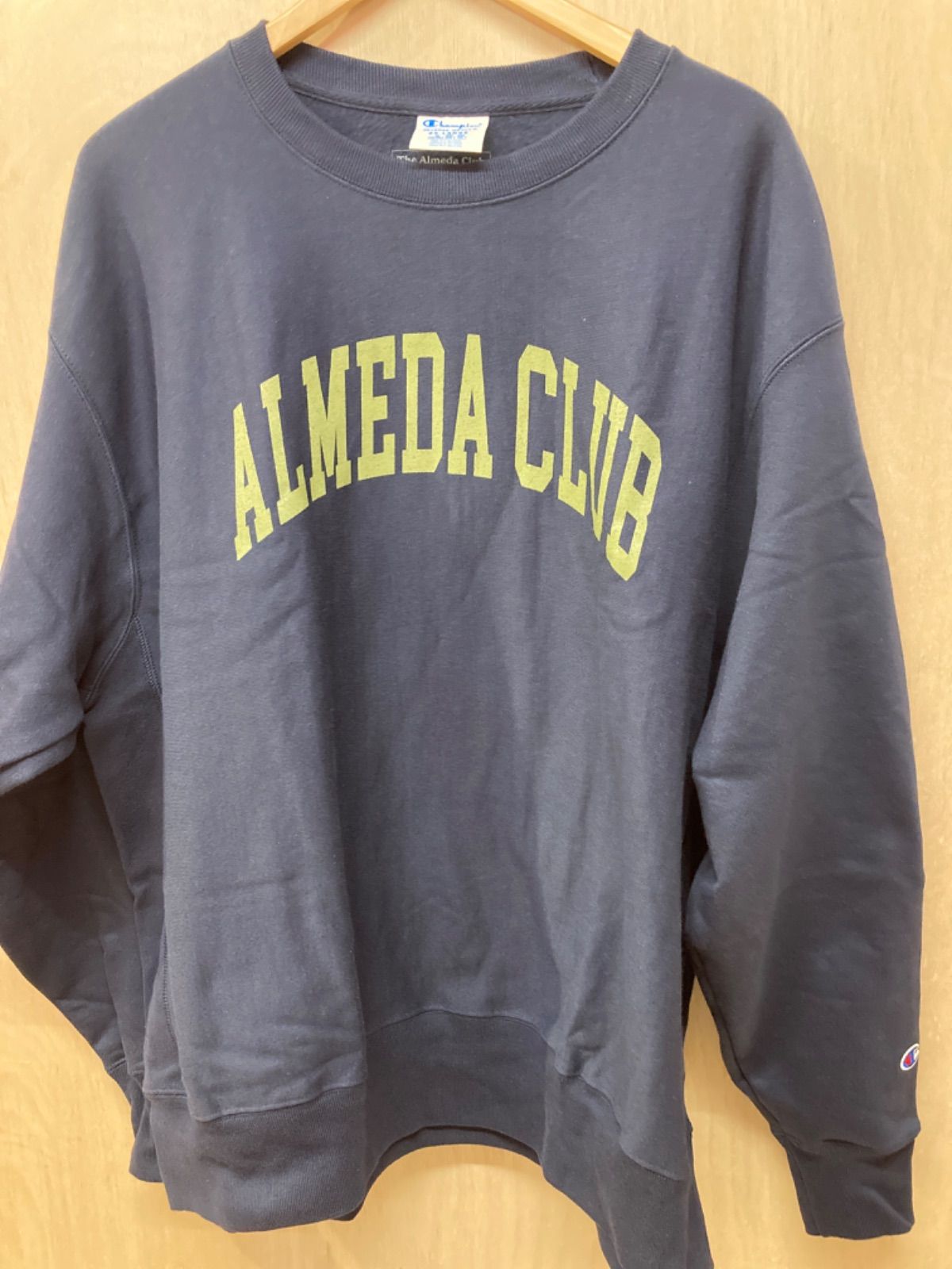 XXL Almeda Apartment Collegiate Crewneck｜メンズ