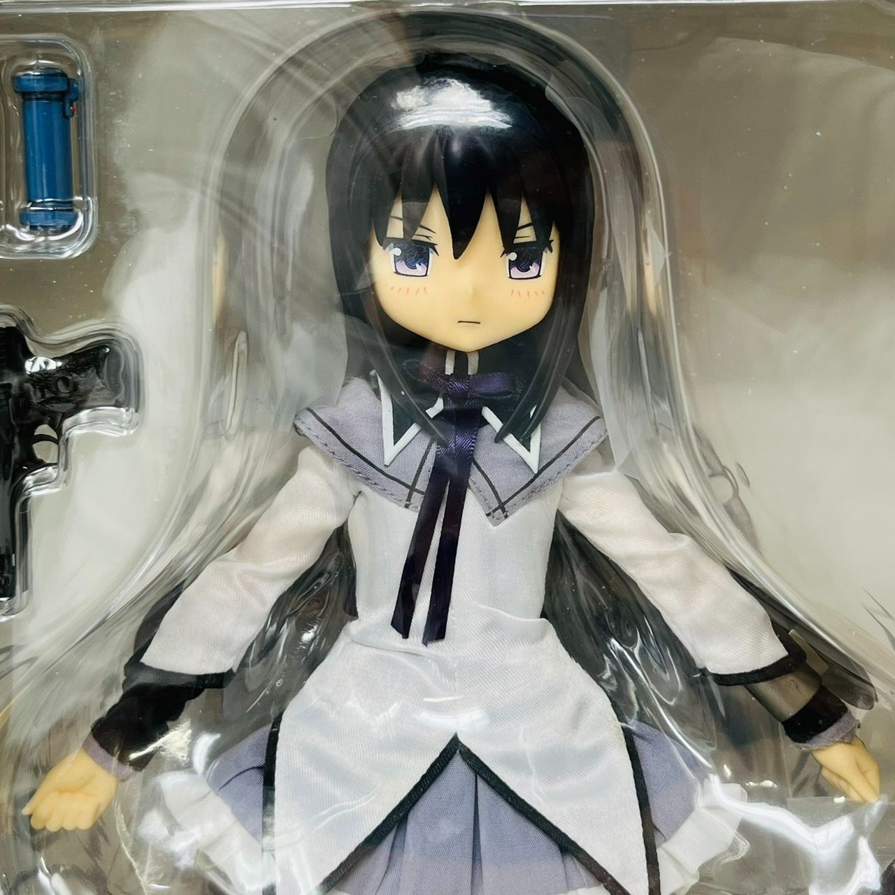 新品 メディコムトイ RAH 1/6 魔法少女まどか☆マギカ 暁美ほむら RAH まどマギ 暁美ほむら 1/6 スクール フィギュア / リアル
