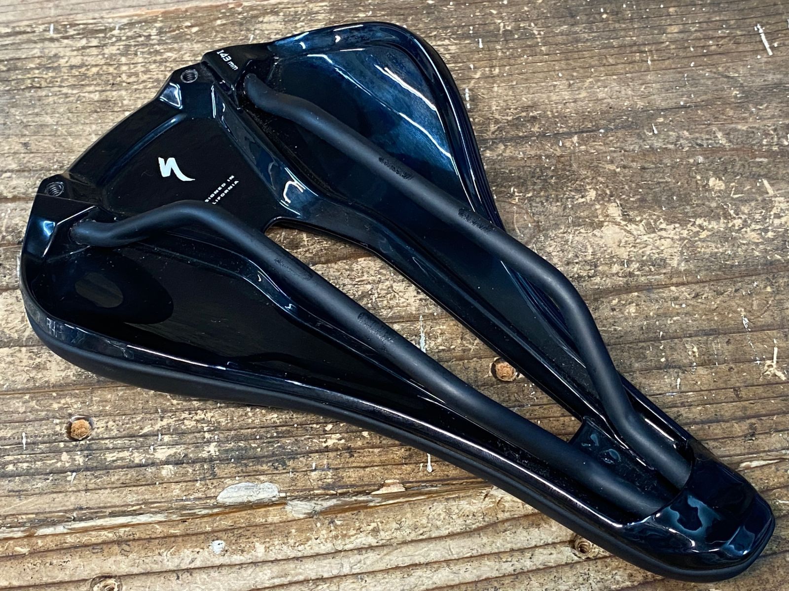 IV180 スペシャライズド SPECIALIZED Power Arc Expert サドル 143mm 