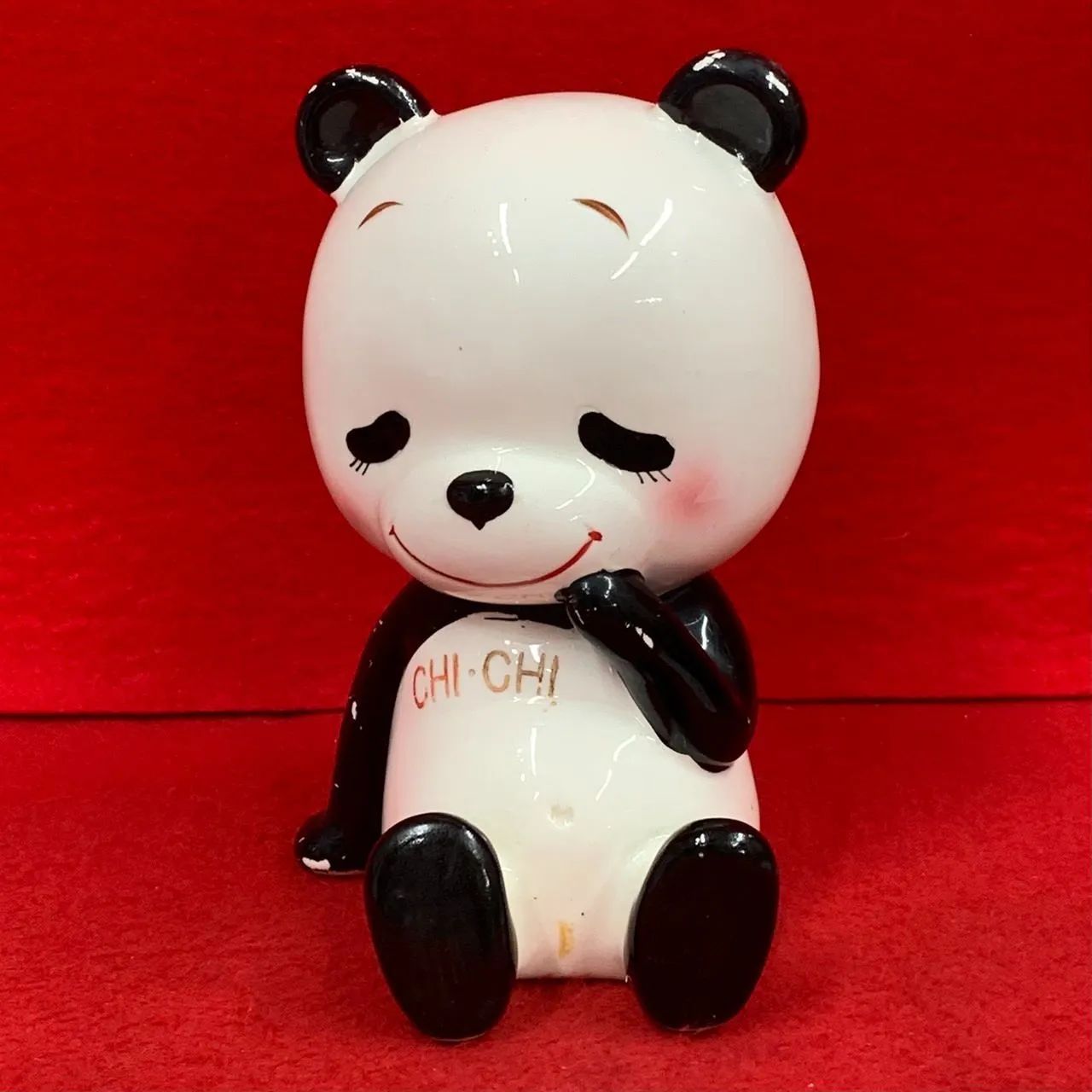 昭和レトロ RUNE パンダ 置物 陶器製 貯金箱 内藤ルネ Amazon.co.jp: 内藤ルネ RUNE パンダ 花貯金箱 陶器 当時物 : ホビー