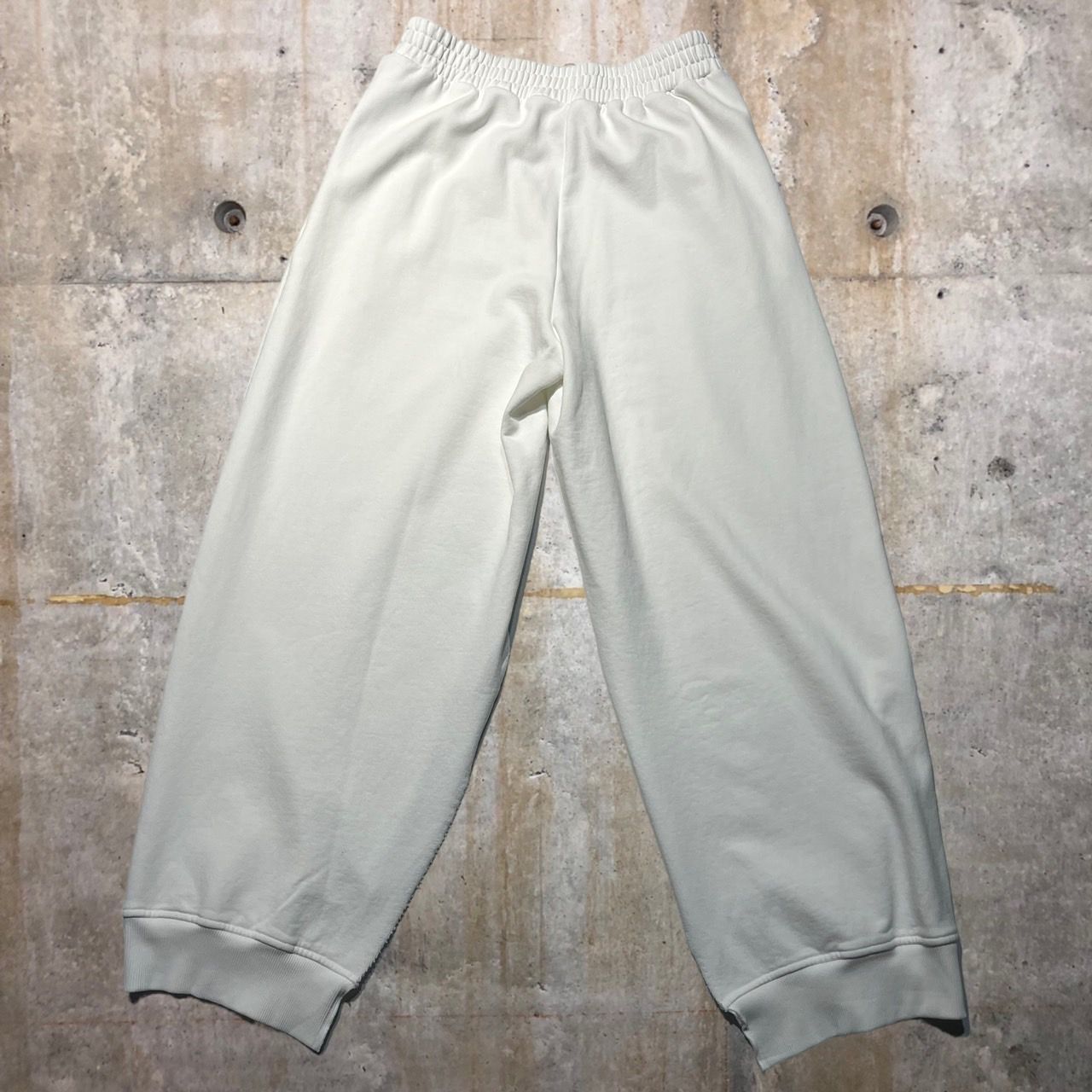 MM6 エムエムシックス パンツ(その他) 白 2122625Y0029 MM6(エムエムシックス) 21SS Slit Wide-Leg Sweatpants/サイド