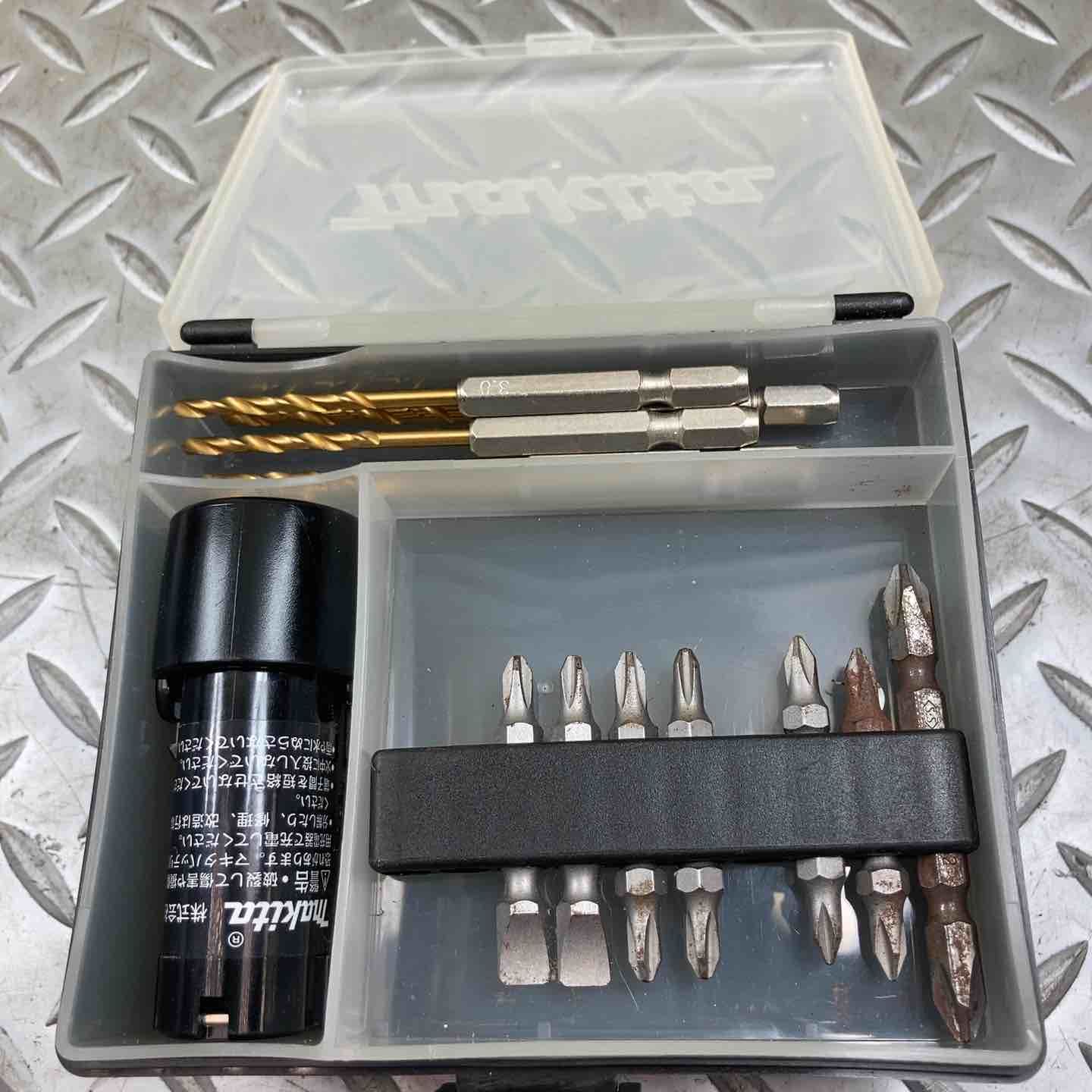 マキタ makita