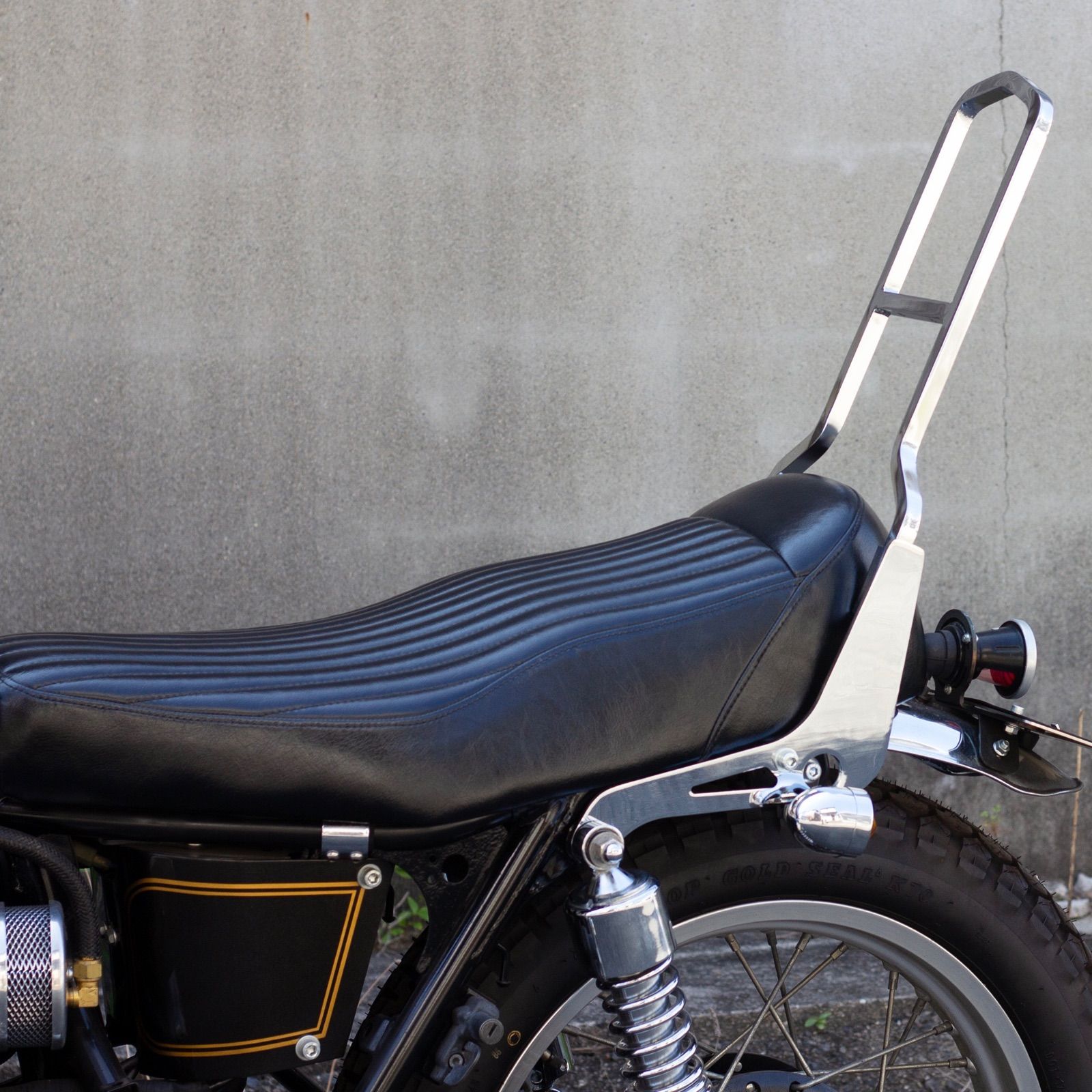 W650/400/800用 シーシーバー ミドル MOTOR ROCK (MR-SM097M) - メルカリ