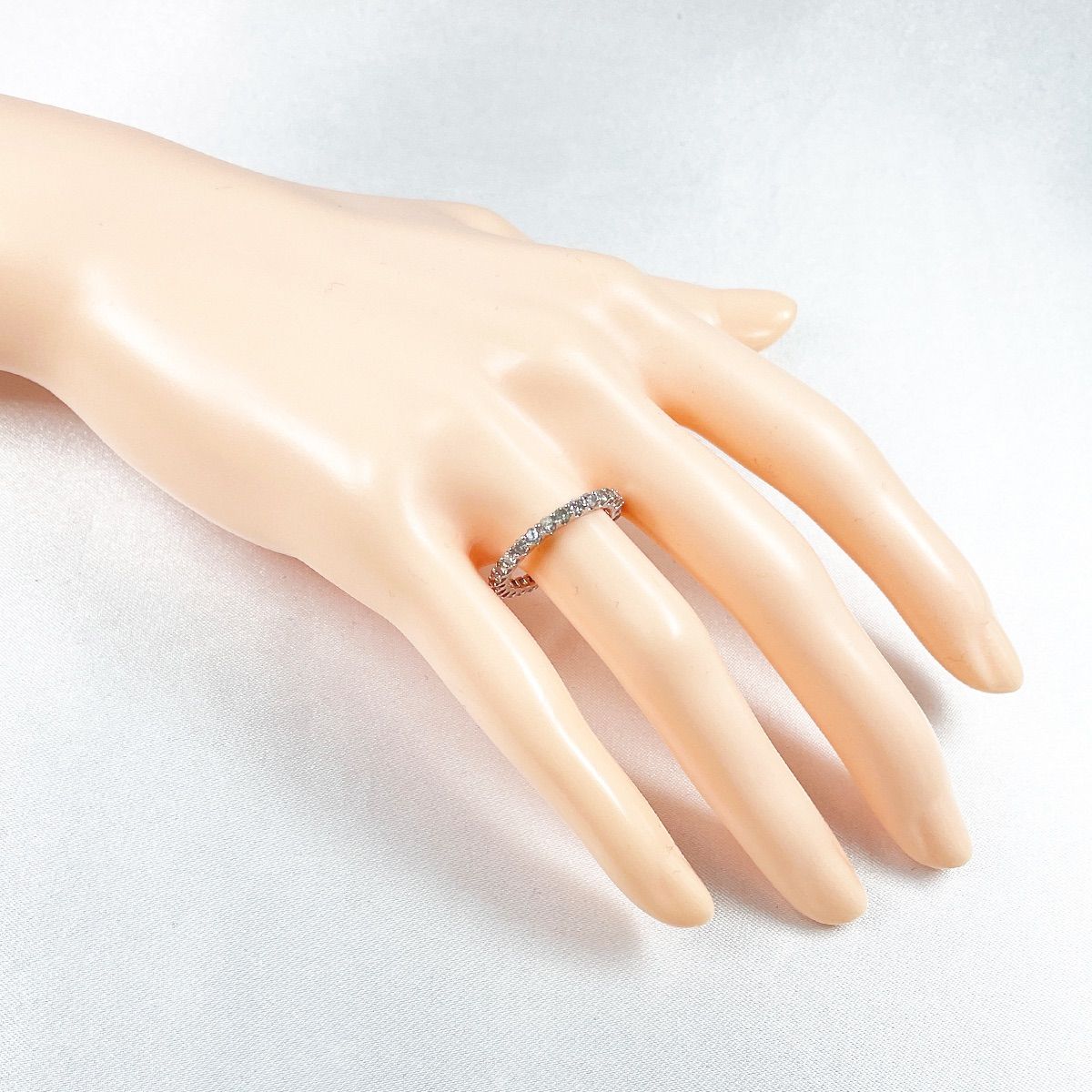 K18WG 天然ダイヤモンド 1.00ct フルエタニティリング - メルカリ K18WG 天然ダイヤモンド 1.00ct フルエタニティリング - メルカリ