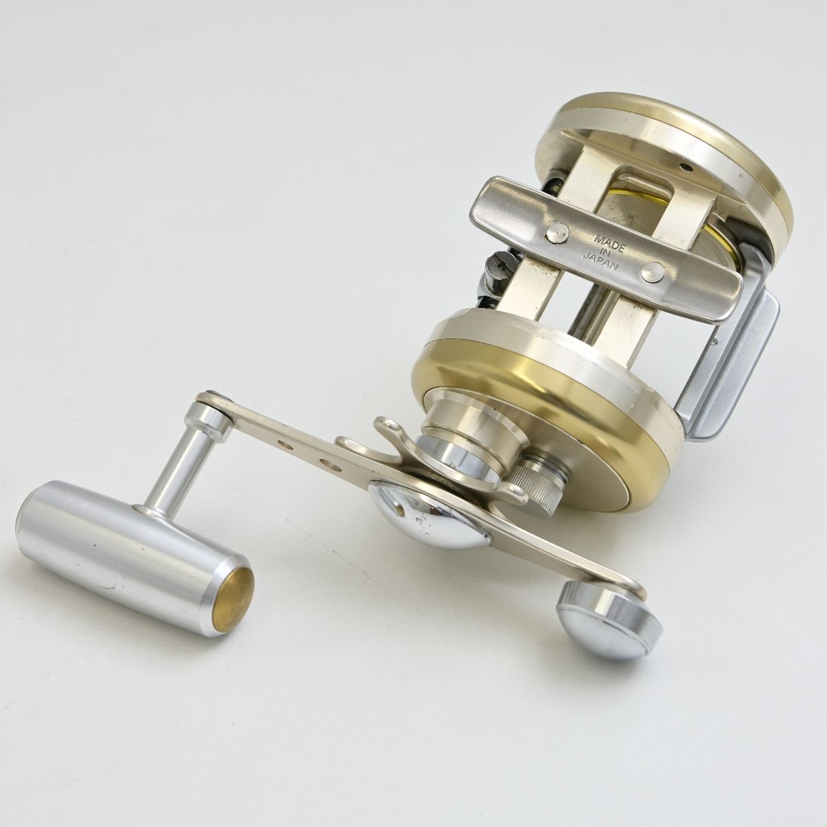 DAIWA Millionaire ダイワ ミリオネア CV-Z 300 ベイトリール