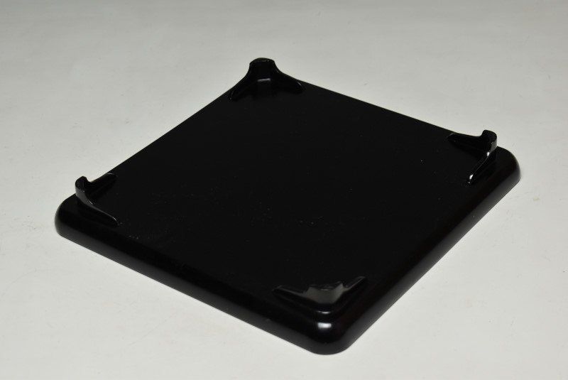 木製黒塗 盛蒔絵二股大根蕪図