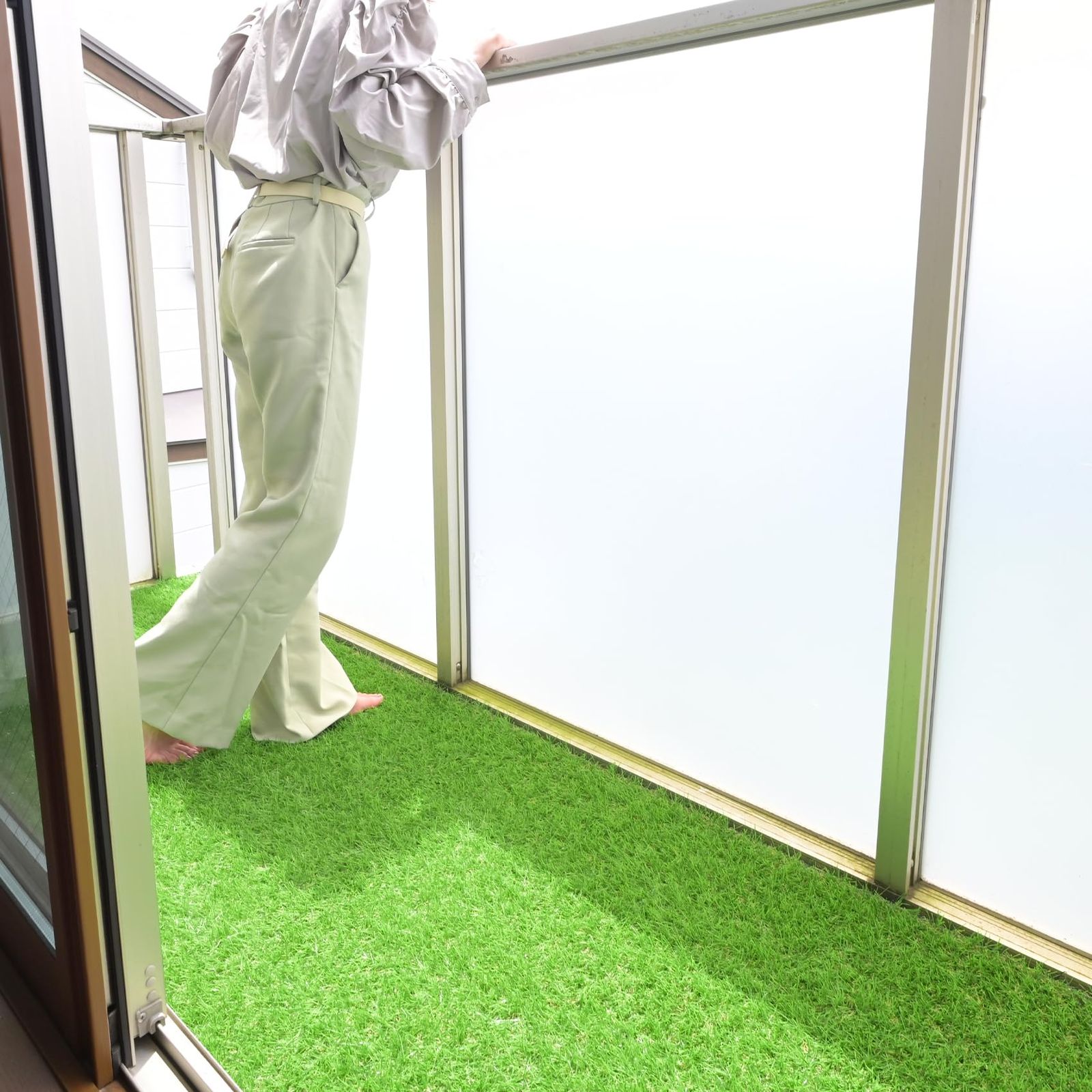 商品 ガーデンマスター Gardenmaster 人工芝 0.9×20m 芝丈30mm 90㎝幅 U字固定ピン40本入り 耐候級最上位5級 ベランダ バルコニー 屋上 テラス 水よけ マンション ペット 芝生 CY6B-30920P GR