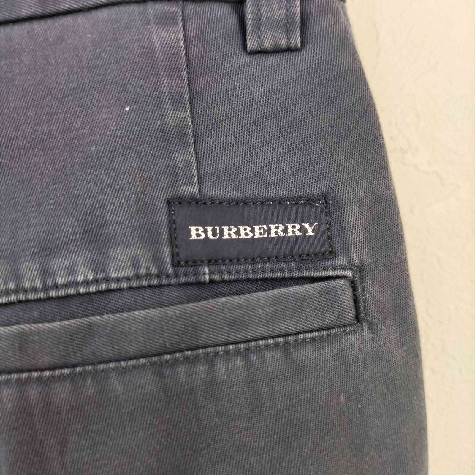 バーバリーロンドン BURBERRY LONDON テーパードチノパンツ