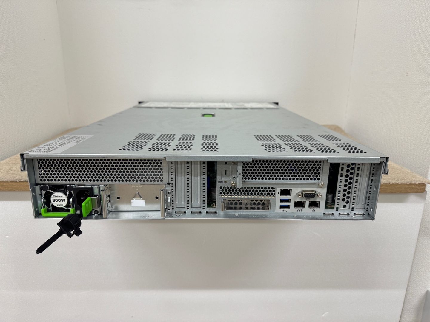 Fujitsu Primergy RX2540 M4 LFF 4Bay 2x Gold 6140 18Core 2.30