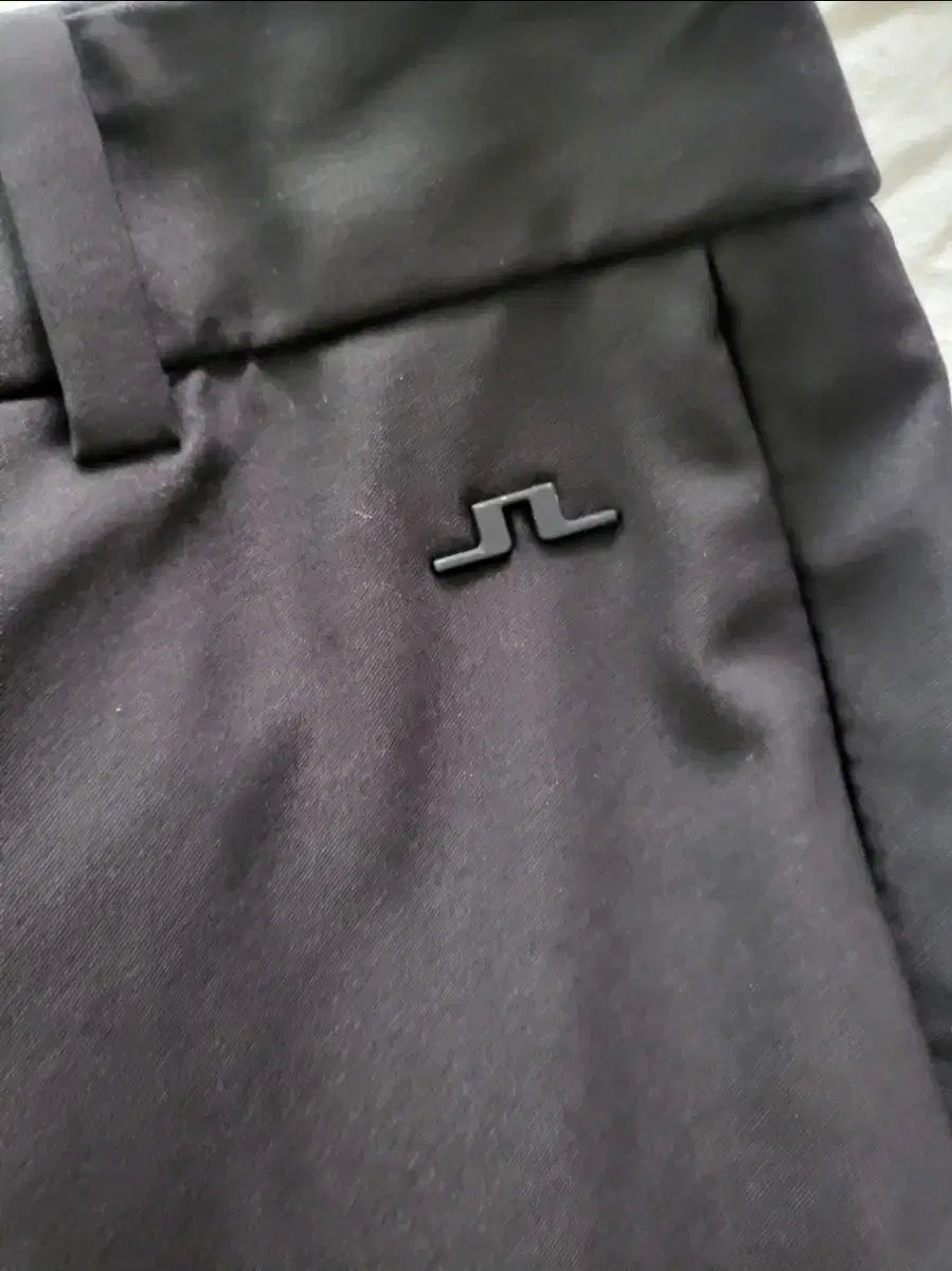 J.LINDEBERG(J.リンドバーグ) ゴルフパンツ 定2.4万 J.LINDEBERG