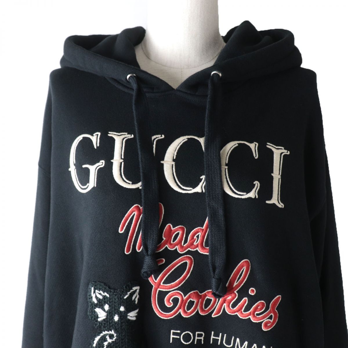 未使用品☆正規品 GUCCI グッチ 615061 ロゴ刺繍入り フード付き 長袖