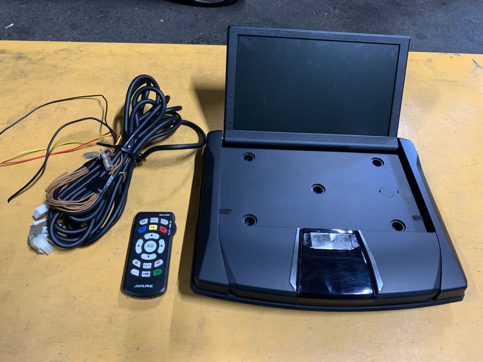 アルパイン 10.1インチフリップダウンモニター TMX-RM3005 【公式通販】