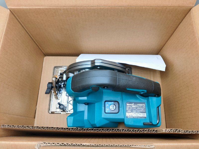 マキタ Makita 40Vmax 125ミリ充電式マルノコ 青 本体のみ HS007GZ ♥ HRDEVELOPMENT_JP