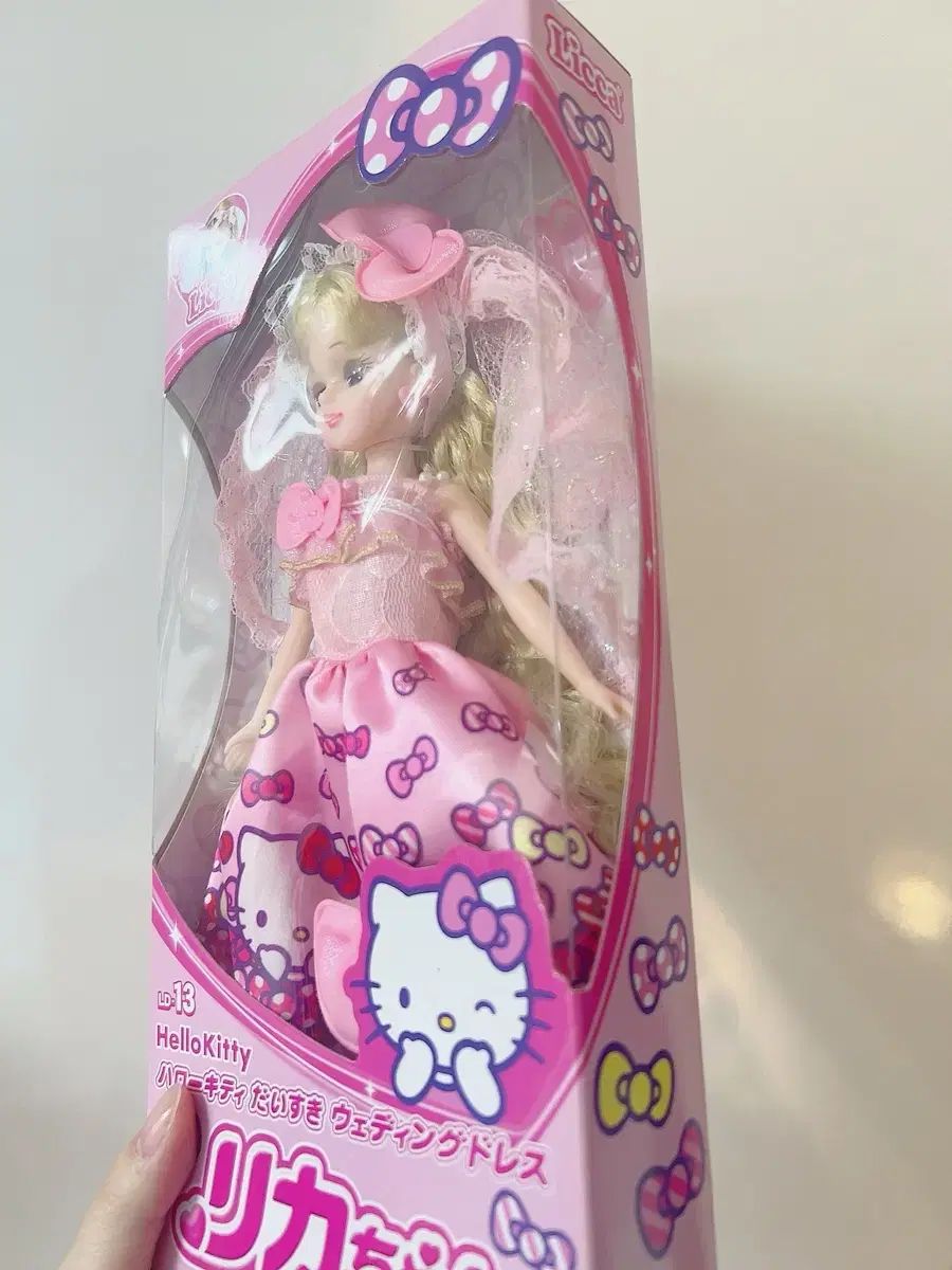 ハローキティ ドレス