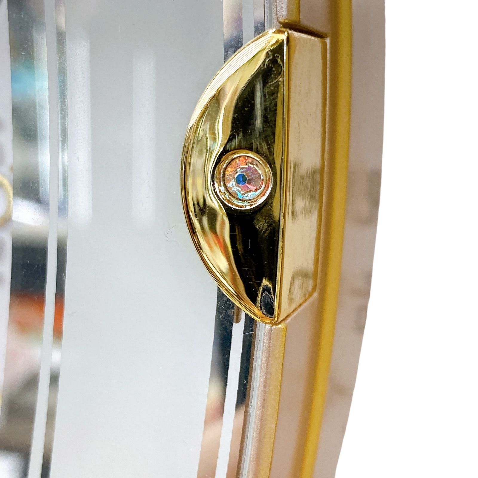 □RHYTHM SmallWorld 電波からくり時計 スモールワールドノエルN 白