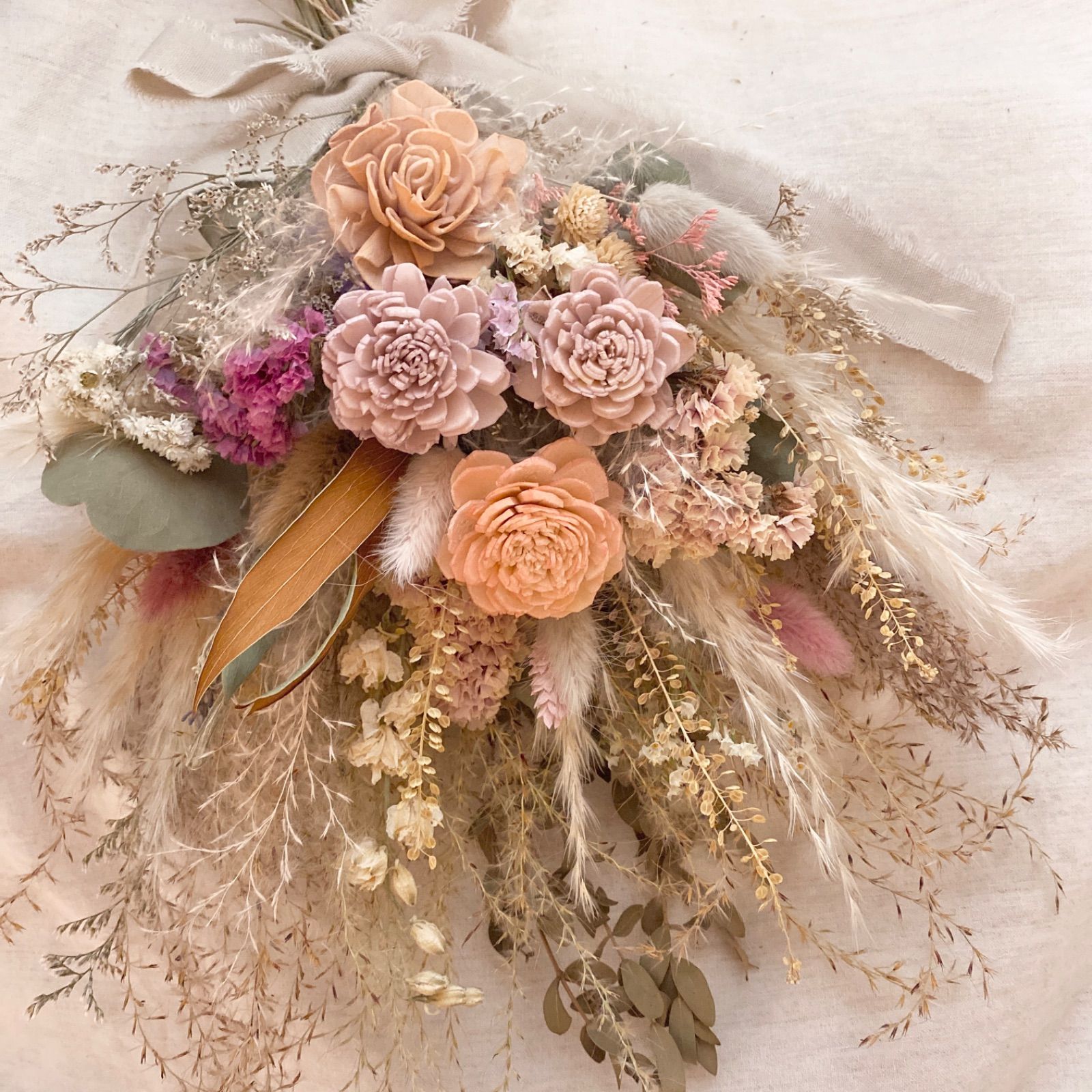 専用＊ドイツトウヒ＆ペッパーベリー  ドライフラワースワッグ ドライフラワースワッグ2124 - メルカリ