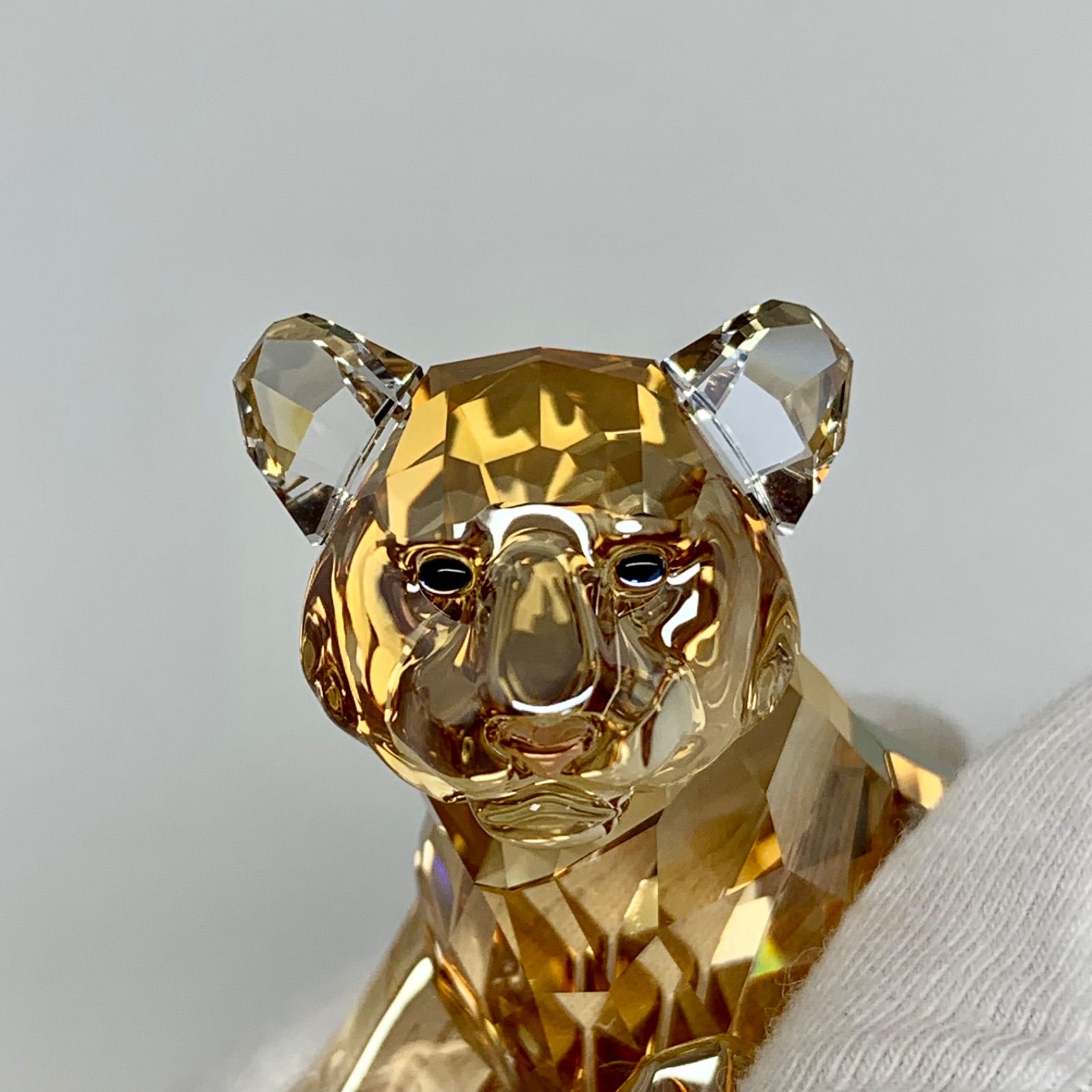 SWAROVSKI スワロフスキー TIGER CUB SITTING トラの赤ちゃん（座り