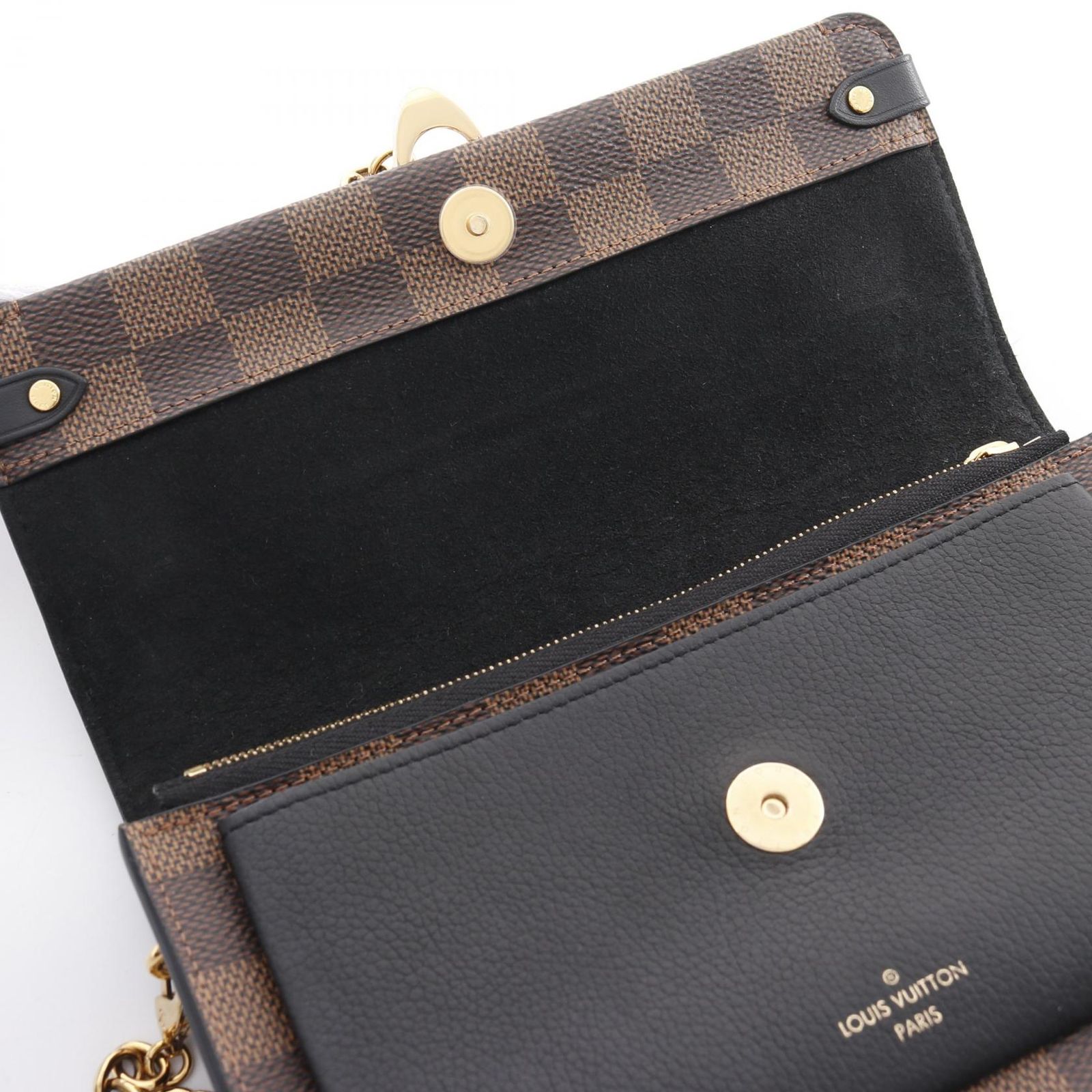 VUITTON