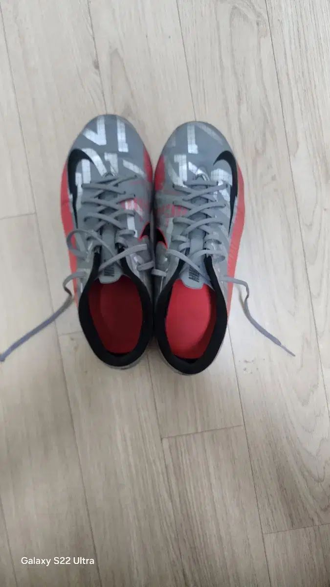 NIKE ナイキ マーキュリアル 240 サイズ