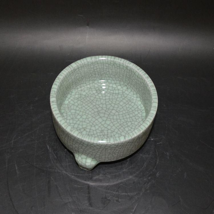 汝磁器開片三足香炉 香道具 景徳鎮 陶磁器 装飾品 現代工芸品 美術品 置物 汝磁器開片三足香炉 香道具 景徳鎮 陶磁器 装飾品 現代工芸品