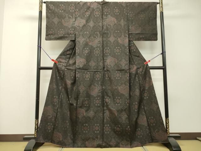 平和屋着物●本場大島紬　古代染色純泥染　鳳凰花文　証紙付き　正絹　逸品　DAAR4369tw 平和屋着物○本場大島紬 古代染色純泥染 鳳凰花文 証紙付き 正絹 逸品