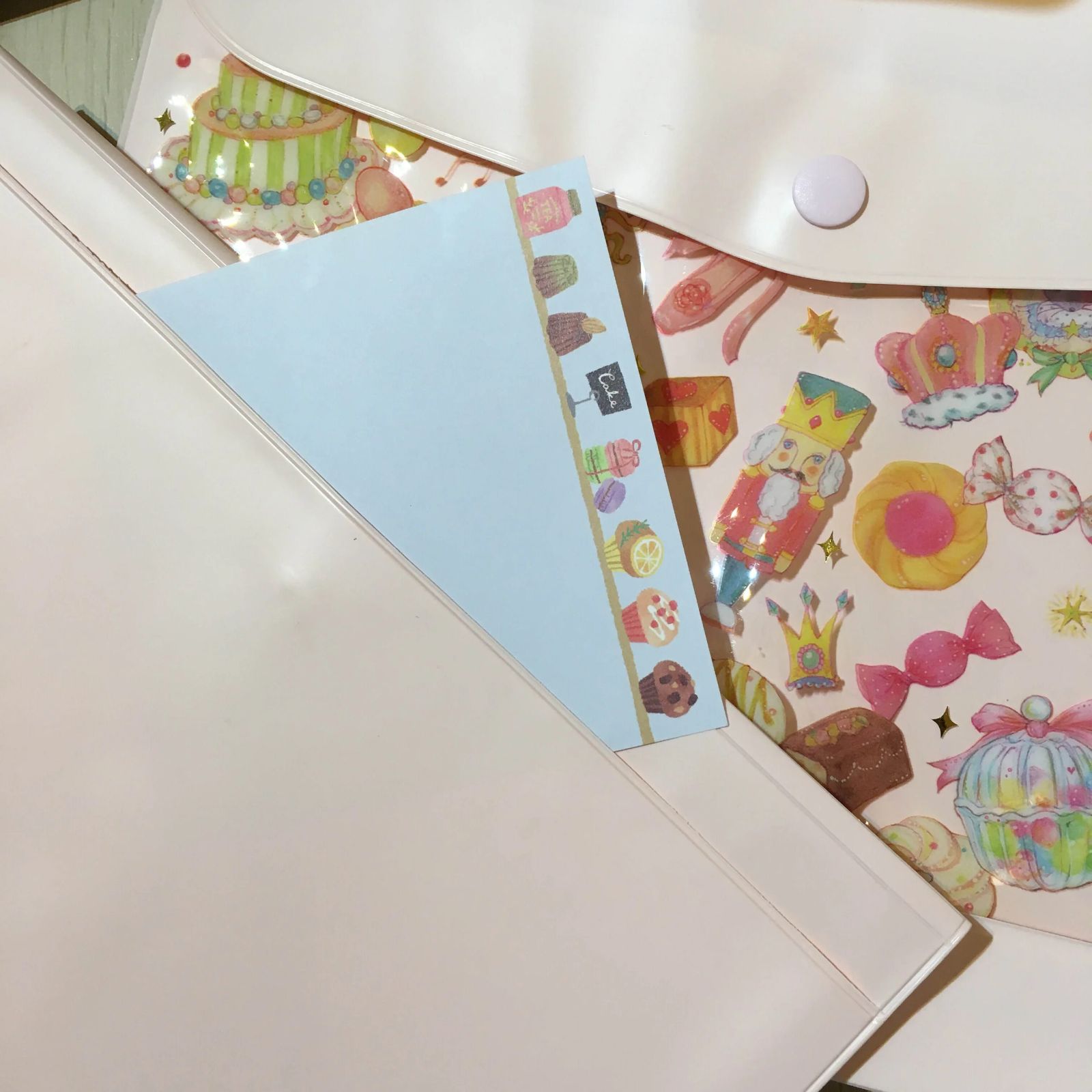 ★新品★たけいみき  フラットケース  A5タイプ  くるみ割り人形柄 Amazon.co.jp: 書類 フォルダー[たけいみき]A5 フラットケース