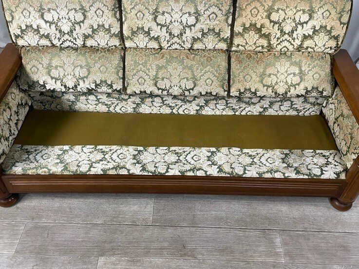 karimoku 金華山　3人掛けソファ 鋲打ち ヴィンテージ　ルイ15 2705 カリモク オールド 金華山 オーク材 3人掛け ソファ 3P