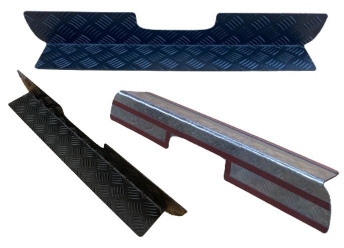 アルミ縞板カスタムステップ