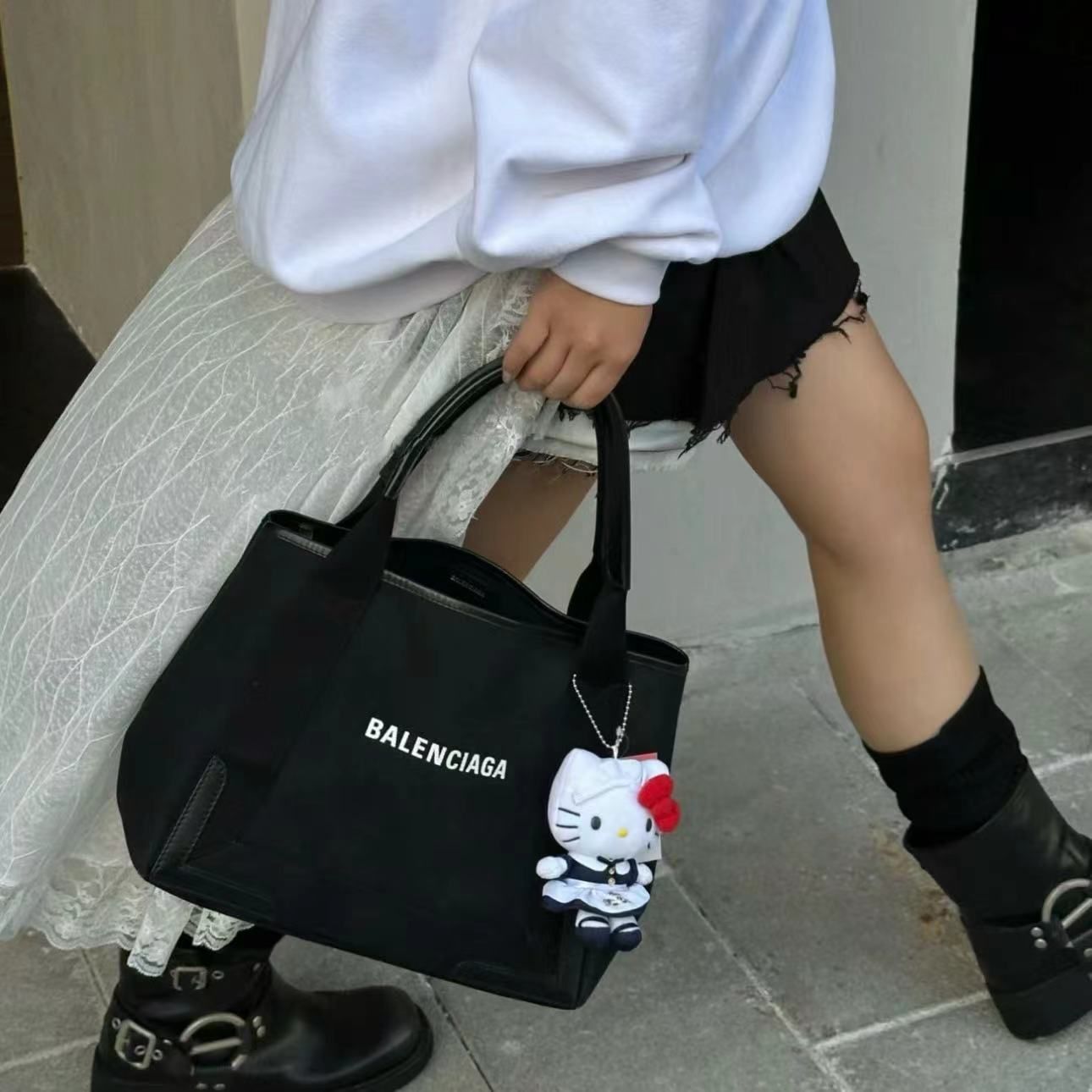 BALENCIAGA バレンシアガ トートバッグ26 navy cabas tote ブラック