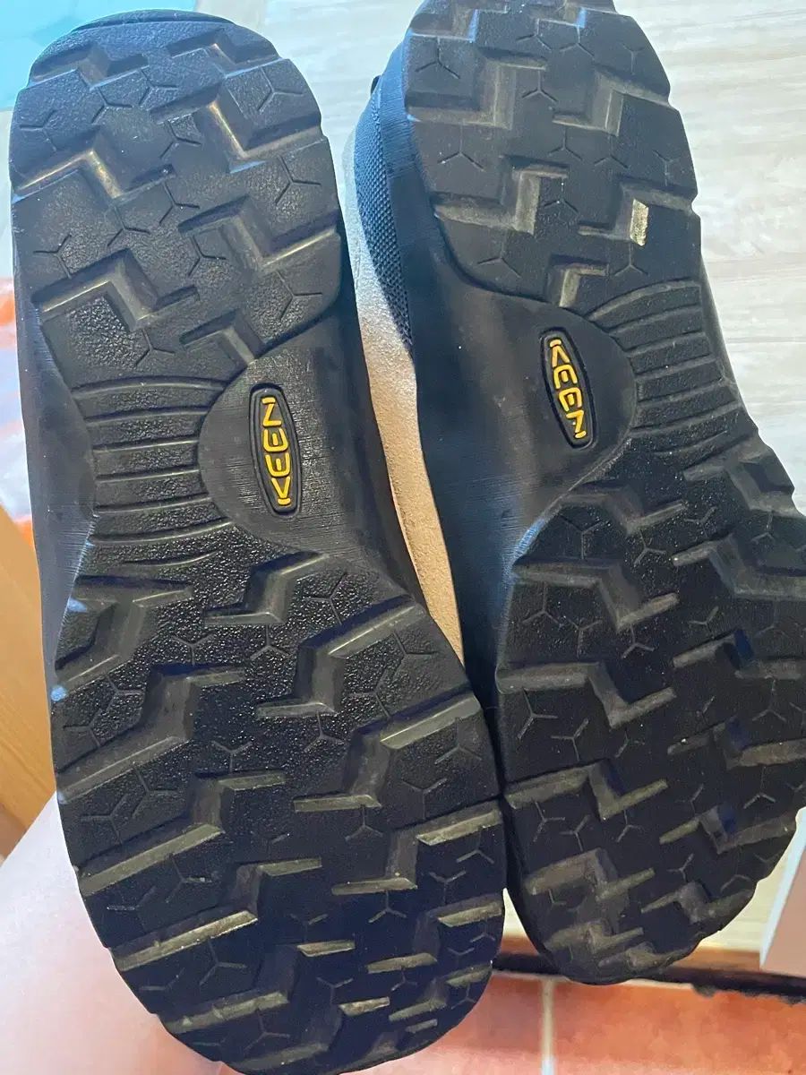 ジャスパー スニーカー