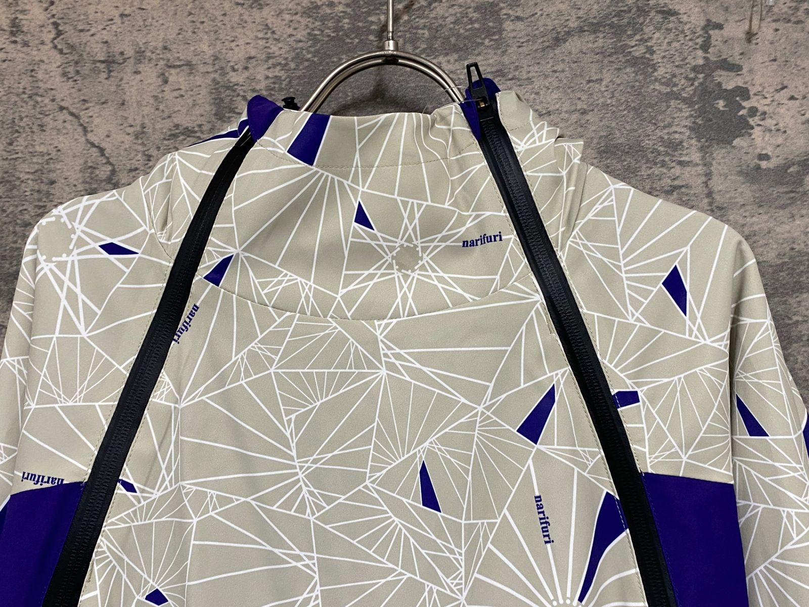 ダズル迷彩プルブレーカー