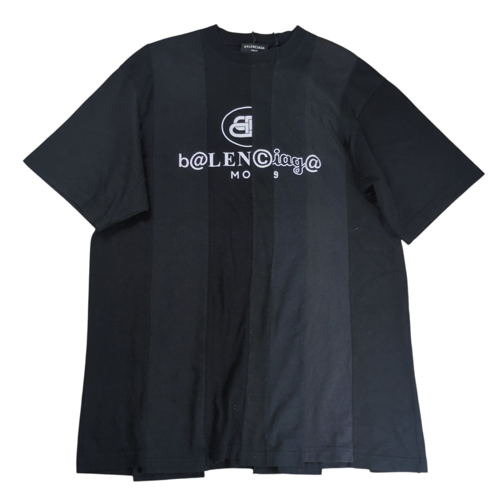 【BALENCIAGA】Logo boxy short sleeve T-shirt/全国送料込み Balenciaga Natural Green Graphic Logo Boxy Short Sleeve