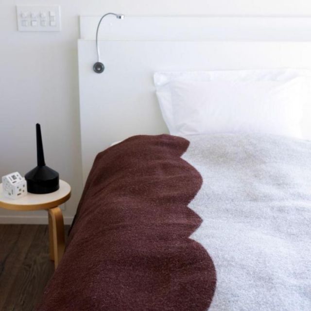 【史上最も激安！】 KLIPPAN クリッパン ウールシングルブランケット St. Petri FACADE サンクト ペトリ フロア ファサード ブリック ブランケット ひざ掛け 北欧 Kristina Stark クリスティーナ スタルク シンプル イン 鮮やかな