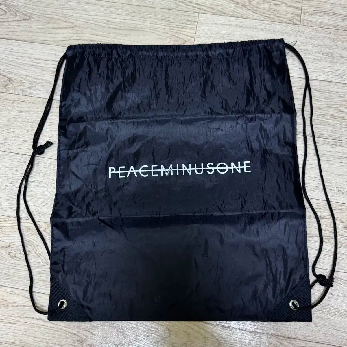 G-dragon ジヨン　STRING BAG　ナップサック　　ジードラゴン G-DRAGON ストリング G-dragon ジヨン STRING BAG ナップサック ジー