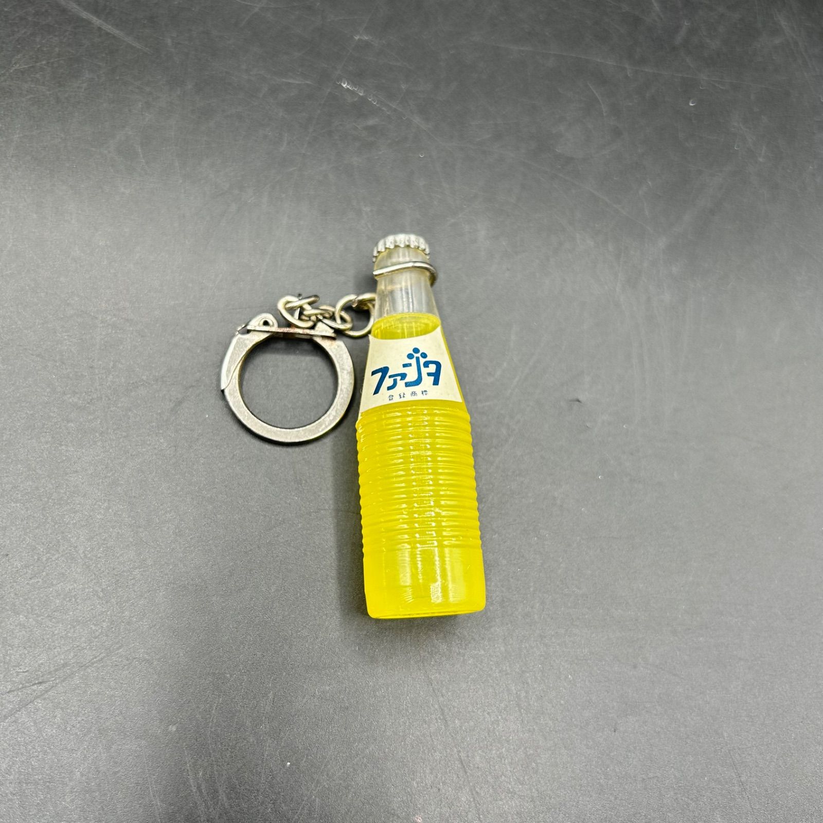 新政　ノベルティ　カラーズ　ミニボトル　キーホルダー 2024-25 選手アクリルキーホルダー – KAWASAKI BRAVE THUNDERS