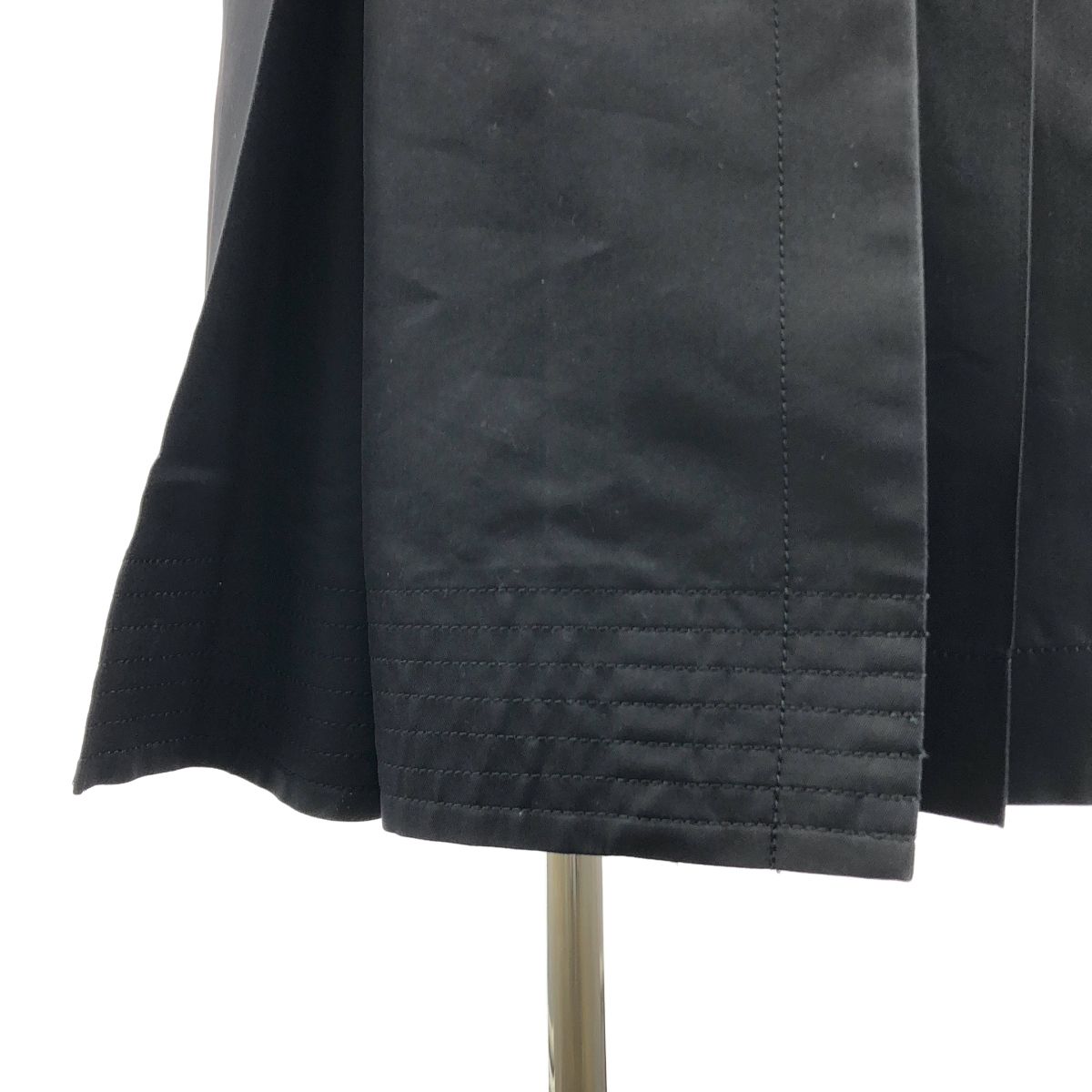 sacai サカイcotton Gabardine Skirt スカート Cotton Gabardine Skirt – La Garçonne