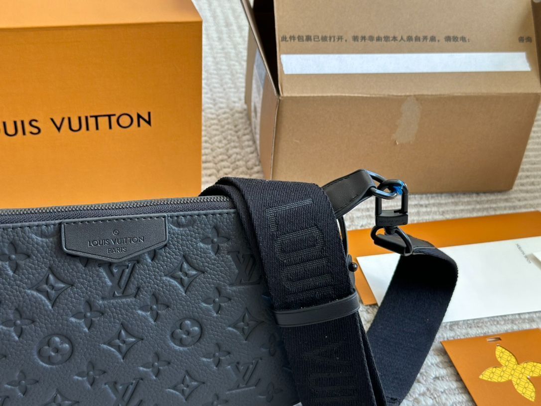 小銭入れ 手首バッグ