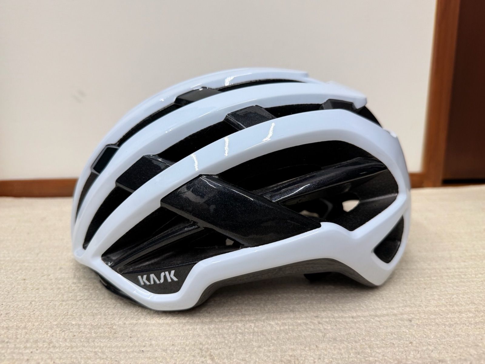 ヘルメット 軽量