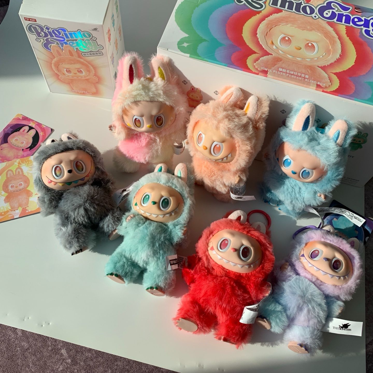 新品 3代 3個未開封 LABUBU ぬいぐるみペンダントブラインドボックス 💐LABUBUラブブ第3代 シリーズ マカロン ソフビフェイス