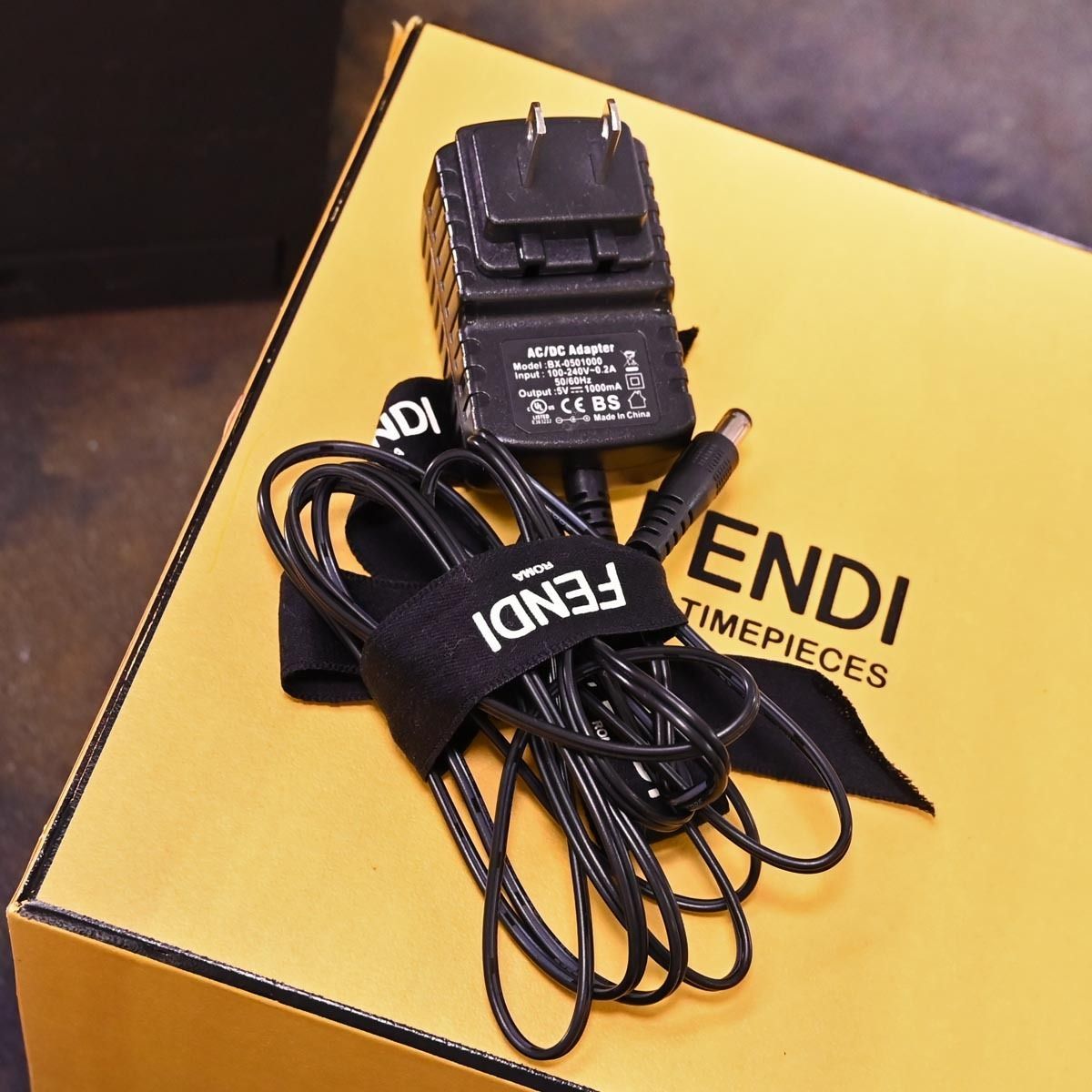 FENDI フェンディ時計保管ケース