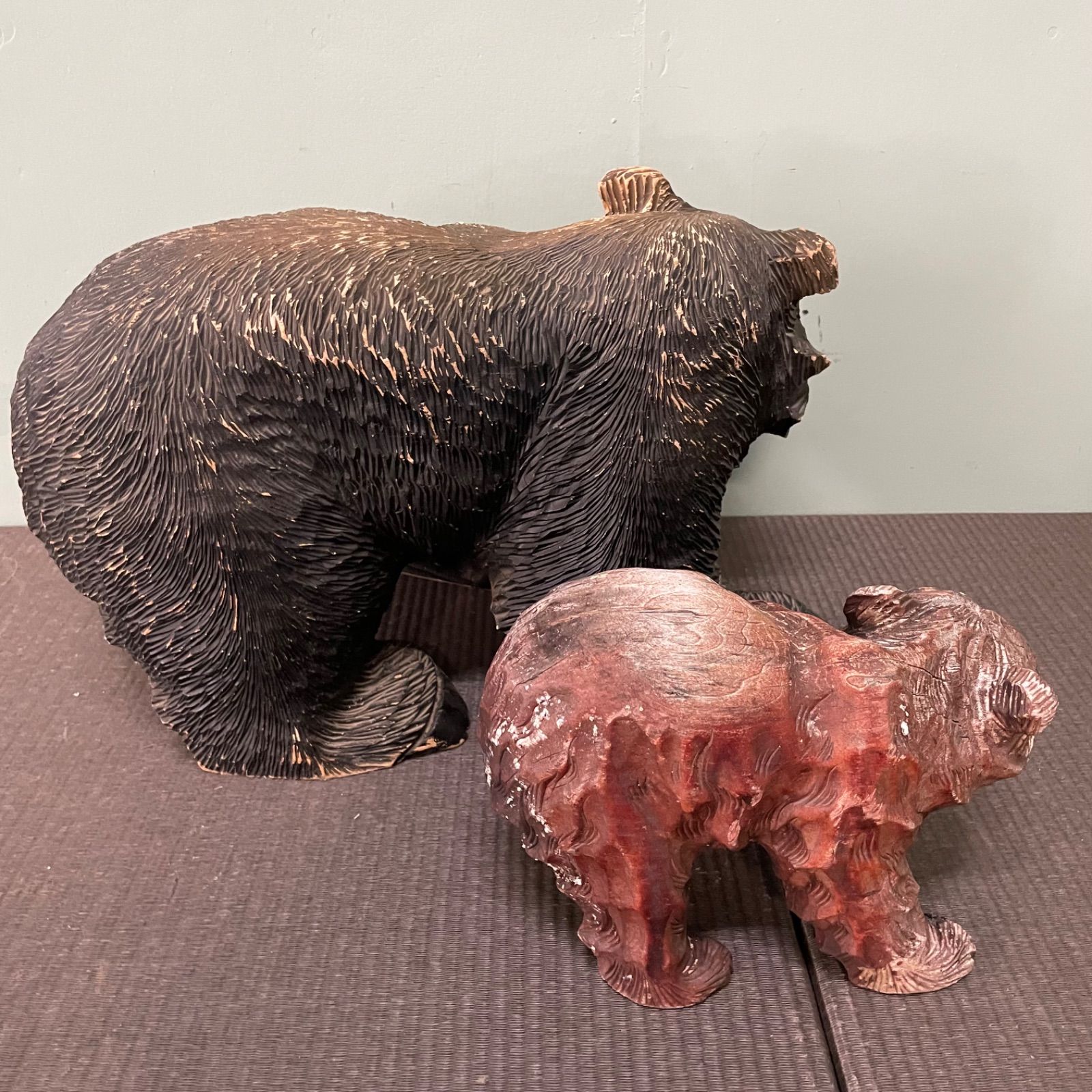 ♭ 木彫り 熊 大/小セット 北海道 民芸品 工芸品 置物 - メルカリ
