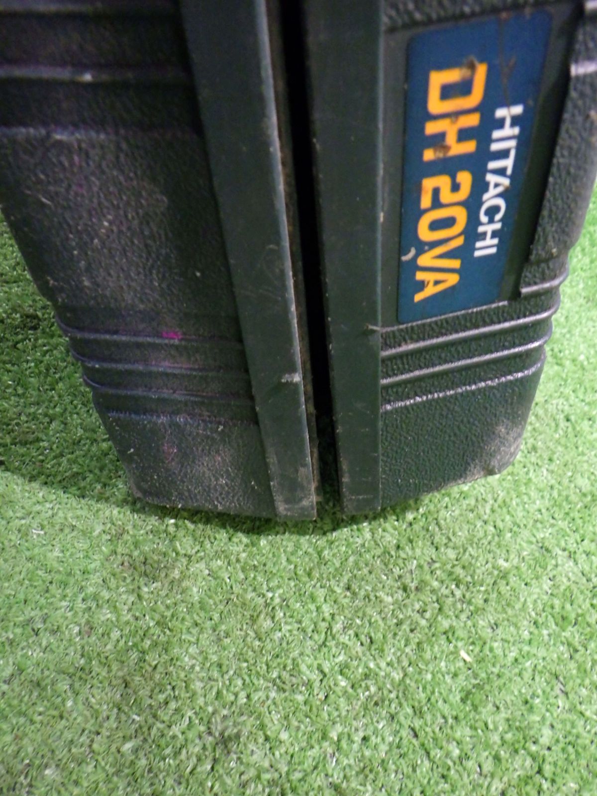 日立 ロータリーハンマドリル DH20VA HITACHI ケース破損あり 小型 