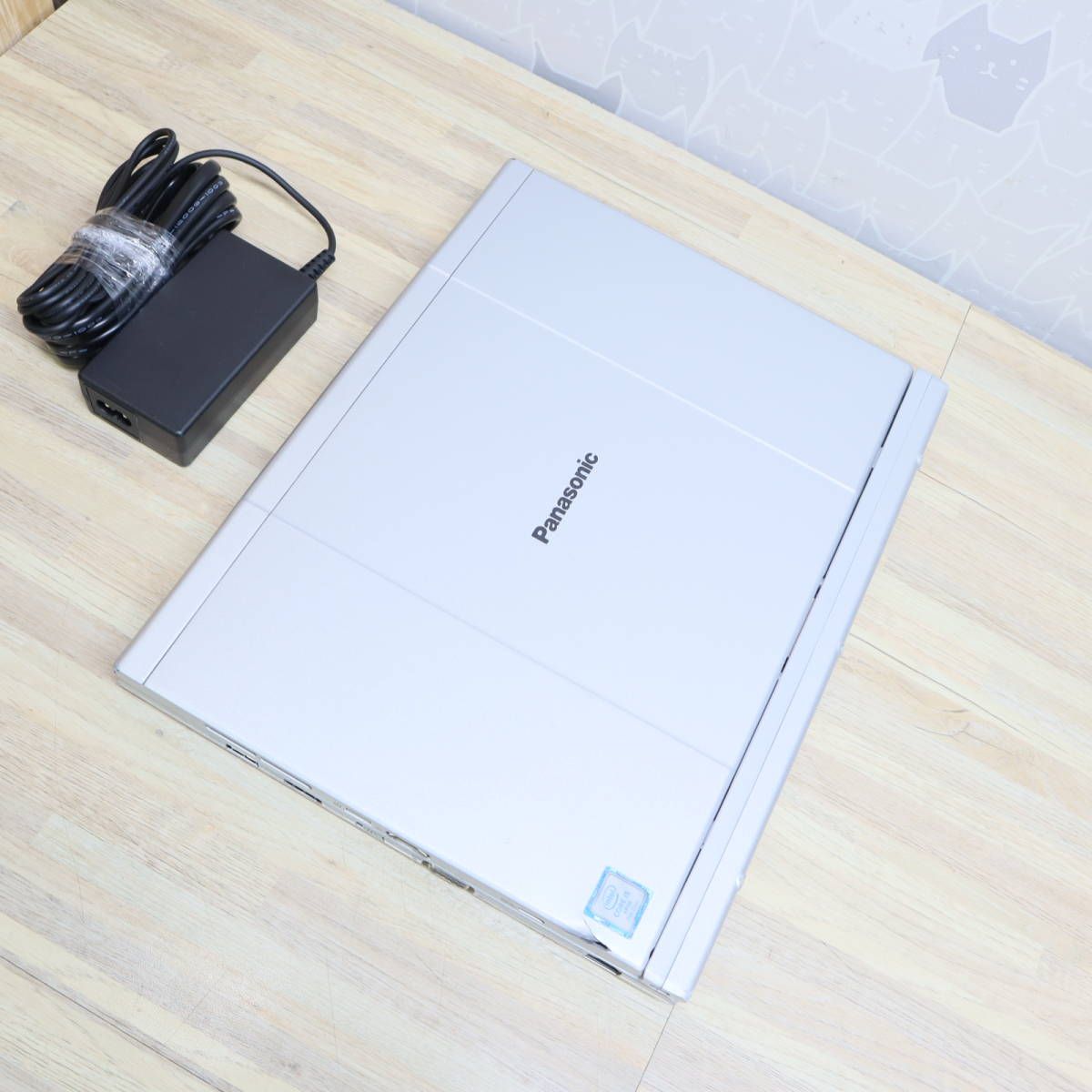 ☆中古PC 高性能7世代i5！M.2 SSD256GB メモリ8GB☆CF-XZ6R Core i5