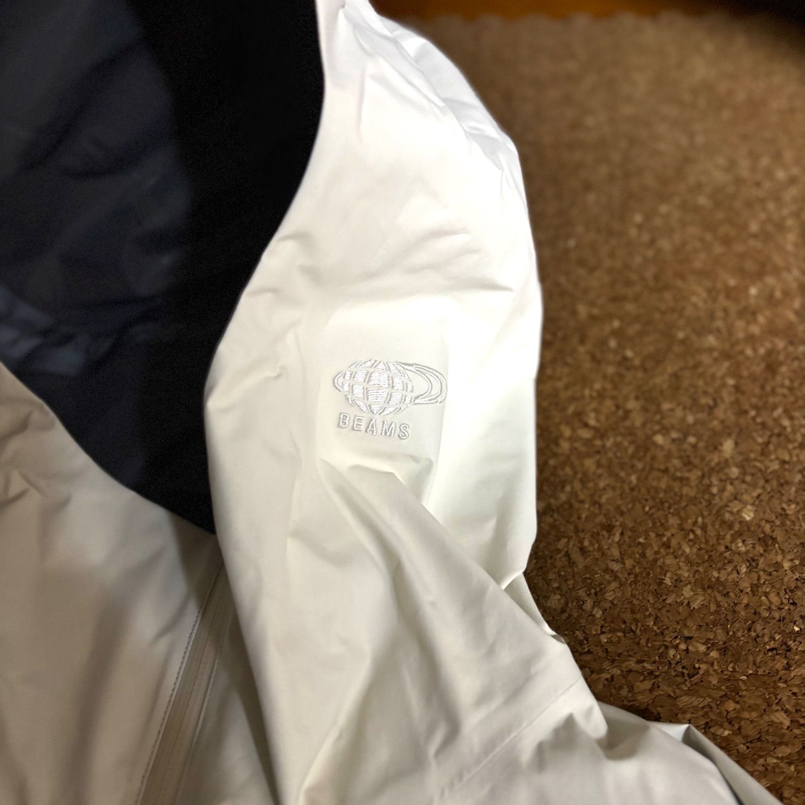 ビームス別注　アークテリクス　ベータSL Sサイズ　オフホワイト ナイロンコラボ ビームス別注 アークテリクス ベータSL Sサイズ オフホワイト ナイロン