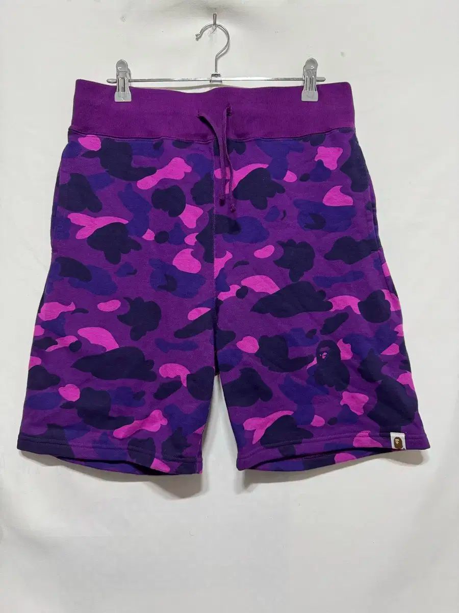 M A BATHING APE アベイシングエイプ 紫 カモフラ ハーフパンツ