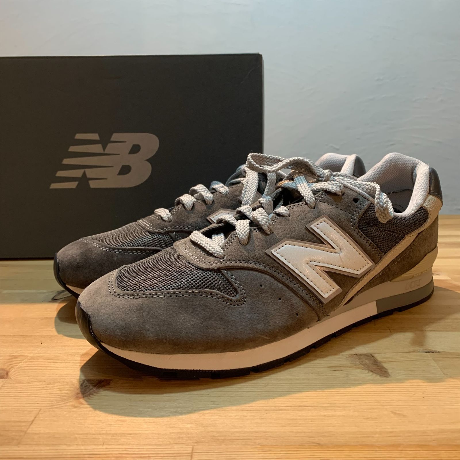 訳アリ商品] NEWBALANCEニューバランス 996 グレー US9.0 27