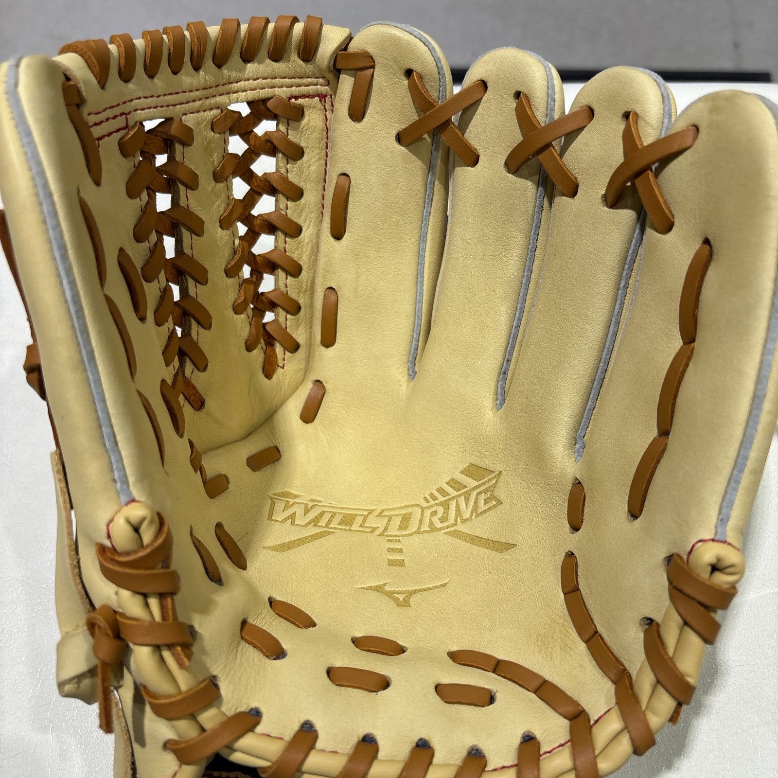 在庫処分【新品】MIZUNO ミズノ WILL DRIVE RED 少年軟式用